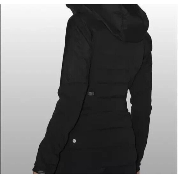 Lululemon Women'sDown For It All Jacket Water Resistant Black Sz 2 NEW - Picture 4 of 12